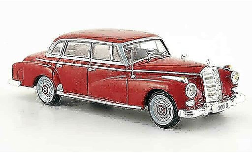 Mercedes 300 Base 1/43 WhiteBox Sedan rood 1957 modelauto