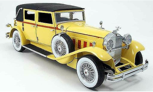 Packard 734 Phaeton 1/18 Signature creme geel 1 modelauto