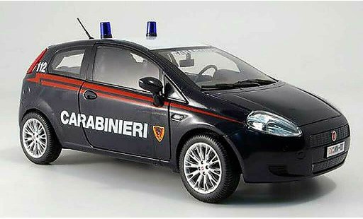 Fiat Grande Punto Berlina 1/18 Mondo Motors politie carabinieri politie italien modelauto