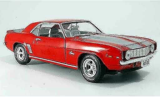 Chevrolet Camaro Z28 1/18 Ertl rood 1969 modelauto