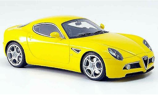 Alfa Romeo 8C competizione 1/43 Look Smart geel ausstellung frankfurt 2007 modelauto