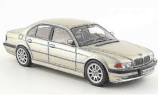 Bmw 740 E38 1/43 Neo D beige 2000 modelauto
