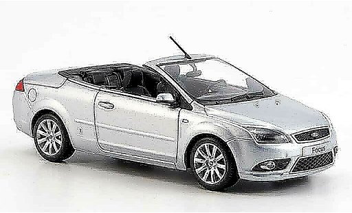 Ford Focus Cabrio Coupe 1/43 Minichamps grijs metallic 2008 modelauto