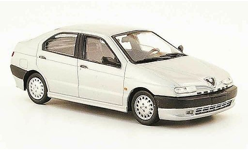 Alfa Romeo 146 berlina 1/43 Pego grijs metallic 1995 modelauto