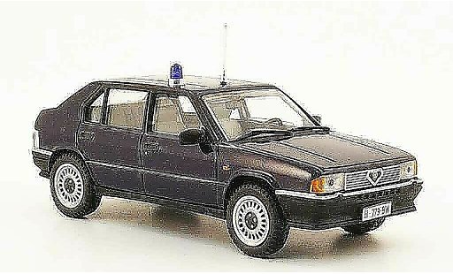 Alfa Romeo 33 polizia 1/43 Pego carabinieri modelauto