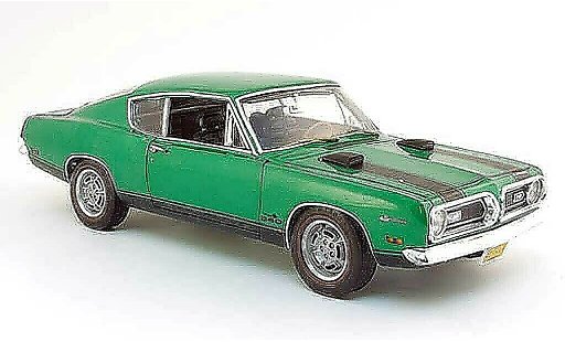 Plymouth Barracuda 1969 1/18 Highway 61 340 groen modelauto