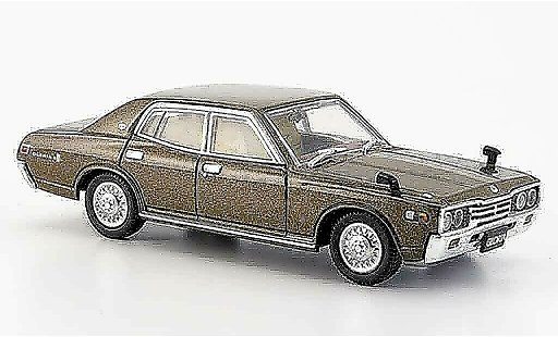 Nissan Gloria 2000 GL-E 1/43 Aoshima GL E bruin 1977 modelauto