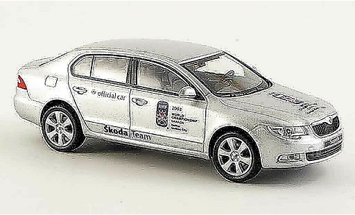 Skoda Superb 2009 1/43 Abrex ii grijs metallic eishockey weltmeistertitel modelauto