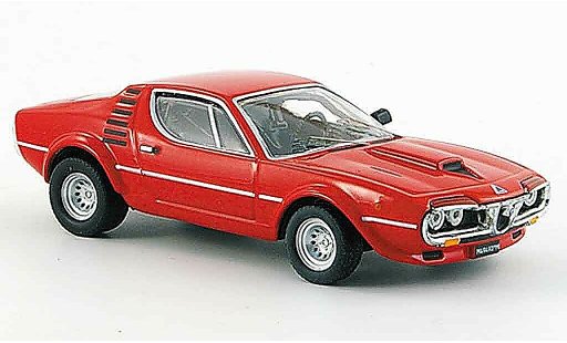 Alfa Romeo Montreal corsa 1/43 M4 rennversion prasentation london 1973 modelauto
