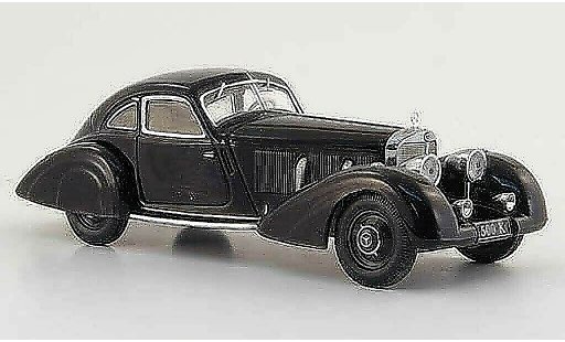 Mercedes 500 Base 1/43 IXO Autobahn-Kurier zwart 1935 modelauto