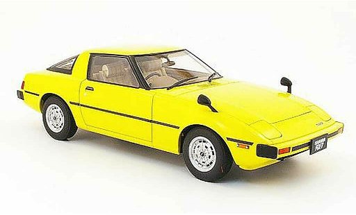 Mazda RX7 1978 1/18 Autoart savanna (sa) geel modelauto