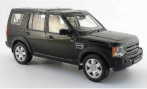 Land Rover Discovery Base 1/18 Autoart 3 groen 2005 modelauto