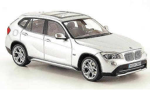 Bmw X1 E84 1/43 Schuco grijs metallic 2009 modelauto