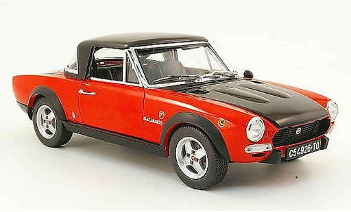 Fiat 124 Sport Spider 1/18 Sun Star csa rood/matzwart 1972 modelauto