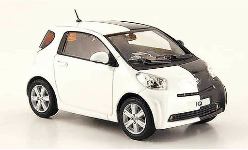 Toyota IQ Base 1/43 Minichamps wit zwart autosalon genf 2009 modelauto