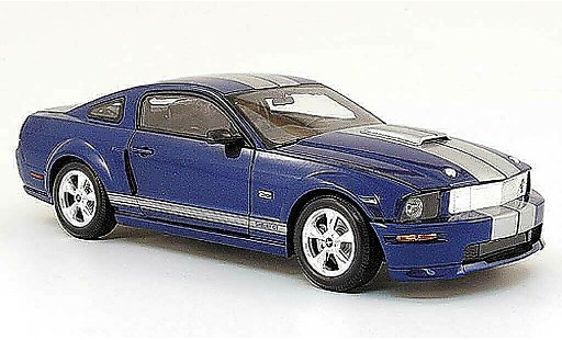 Shelby GT Coupe 1/18 Shelby Collectibles blauw avec bandes 2008 modelauto