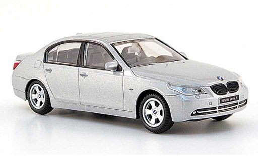 Bmw 520 berline 1/43 Mondo Motors E60 d grijs modelauto