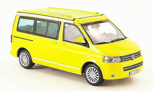 Volkswagen Combi Base 1/43 Minichamps t5 california geel 2009 modelauto