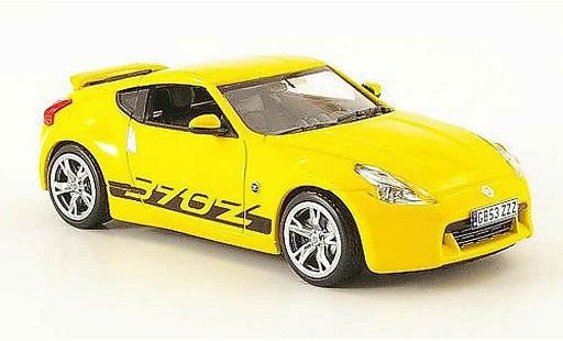 Nissan 370Z Base 1/43 J Collection geel Linkslenker 2009 modelauto