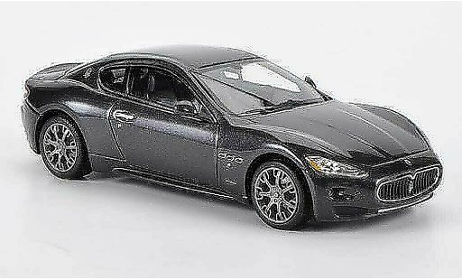 Maserati Gran Turismo S 1/43 Minichamps grijs 2008 modelauto