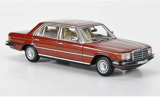 Mercedes 450 Base 1/43 Minichamps 6.9 (W116) bruinrood 1974 modelauto
