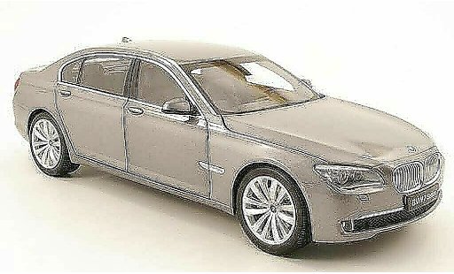 Bmw 750 F02 1/18 Kyosho li grijs modelauto