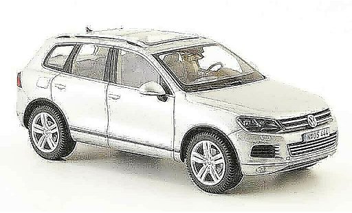 Volkswagen Touareg Base 1/43 Schuco ii grijs metallic 2010 modelauto
