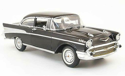 Chevrolet Bel Air Sedan 1/18 Highway 61 1957 zwart 2-portes modelauto