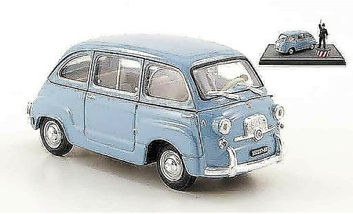 Fiat 600 Multipla 1/43 Brumm D blauw avec Figuren 1960 modelauto