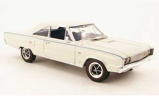 Dodge Coronet 1967 1/18 Highway 61 r/t 426 creme wit modelauto