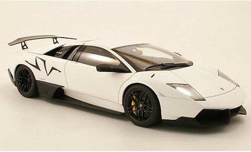 Lamborghini Murcielago LP670 1/18 Autoart SV wit 2009 modelauto
