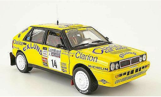 Lancia Delta HF Integrale 1/18 Sun Star 16v no.14 lombard rac rallye 1990 modelauto