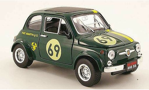Fiat 500 Abarth 1/18 Mondo Motors 695ss groen no.69 modelauto