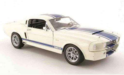 Shelby GT 500 1967 1/18 Shelby Collectibles super snake wit/blauw modelauto