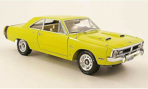 Dodge Dart 1971 1/18 Highway 61 340 swinger special geel groen modelauto