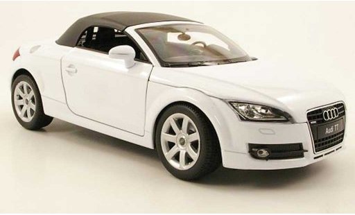 Audi TT roadster 1/18 Welly wit gesloten modelauto
