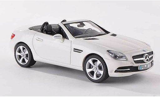 Mercedes Classe SLK Base 1/43 Schuco (R172) wit 2011 modelauto