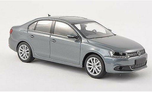 Volkswagen Jetta Base 1/43 Minichamps grijs 2010 modelauto