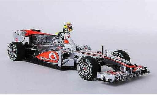 Mercedes CLA 2010 1/43 Minichamps Mercedes MP4-25 No.2 Vodafone L.Hamilton Qualifikation GP Kanada modelauto
