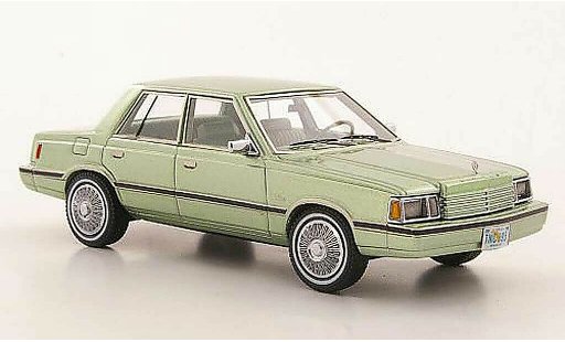 Dodge Aries Berline 1/43 Neo (K-Car) groen 1983 modelauto