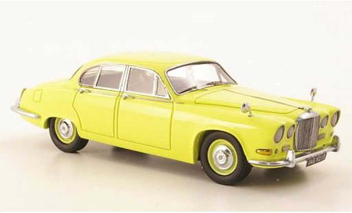 Jaguar 420 420G 1/43 Neo geel 1967 modelauto