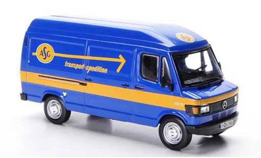 Mercedes 207 D 1/43 IXO bestelwagen ASG transport-spedition 1987 modelauto