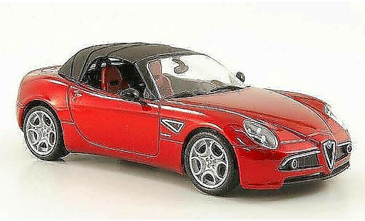 Alfa Romeo 8C spider 1/43 M4 rood Softtop 2010 modelauto