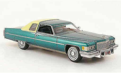 Cadillac Deville Coupe 1/43 American Excellence 1976 groen/beige modelauto