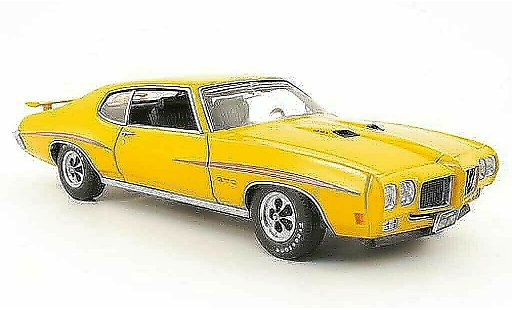 Pontiac GTO Base 1/18 GMP double lane oranje modelauto