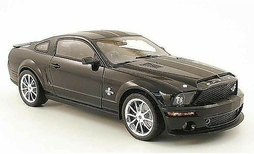Shelby GT 500 2008 1/18 Shelby Collectibles super kr zwart modelauto