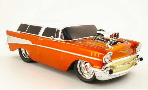 Chevrolet Nomad Station Wagon 1/18 M2 Machines koper/beige 1957 modelauto