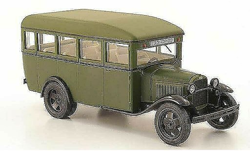 Gaz 03-30 Base 1/43 Nash Avtoprom olijfgroen modelauto