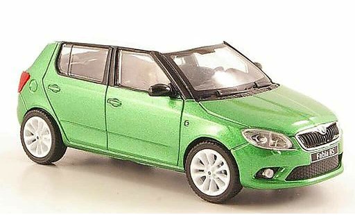 Skoda Fabia II 1/43 Abrex groen met witem dak en Felgen 2010 modelauto