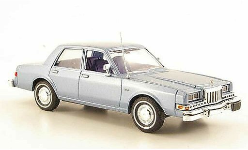 Dodge Diplomat Berline 1/43 First Response blauw 1985 modelauto